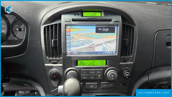 HYUNDAI STAREX 11-SEATER WAGON