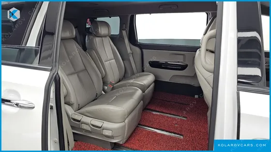 KIA CARNIVAL 7-SEATER LIMOUSINE