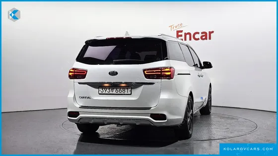 KIA CARNIVAL 9-SEATER NOBLESSE SPECIAL