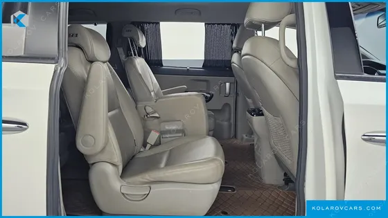 KIA CARNIVAL 11-SEATER PRESTIGE