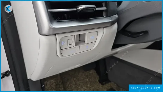 HYUNDAI GRANDEUR 2,5 GASOLINE 2WD