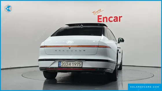 HYUNDAI GRANDEUR 2,5 GASOLINE 2WD