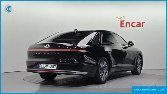 HYUNDAI GRANDEUR 2,5 GASOLINE 2WD