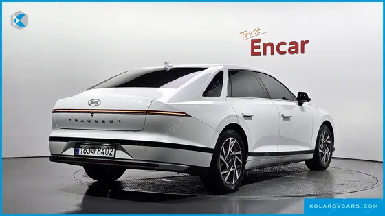 HYUNDAI GRANDEUR 2,5 GASOLINE 2WD