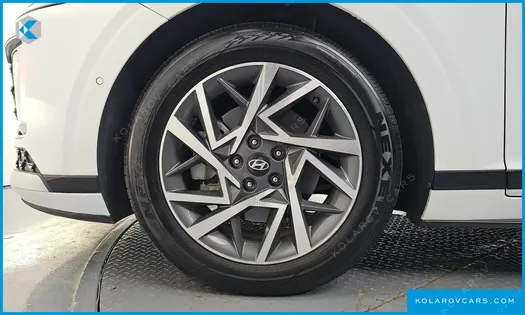 HYUNDAI GRANDEUR 2,5 GASOLINE 2WD