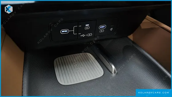 HYUNDAI GRANDEUR 2,5 GASOLINE 2WD