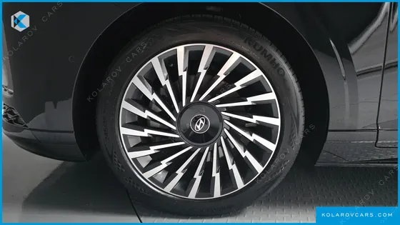HYUNDAI GRANDEUR 2,5 GASOLINE 2WD