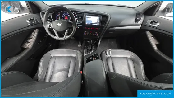 KIA K5 2.0 DELUXE