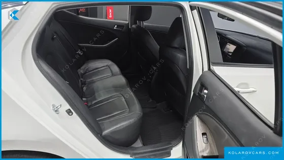 KIA K5 2.0 DELUXE