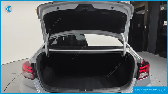 HYUNDAI ELANTRA (AVANTE) 1.6