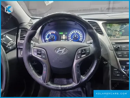 HYUNDAI GRANDEUR PREMIUM