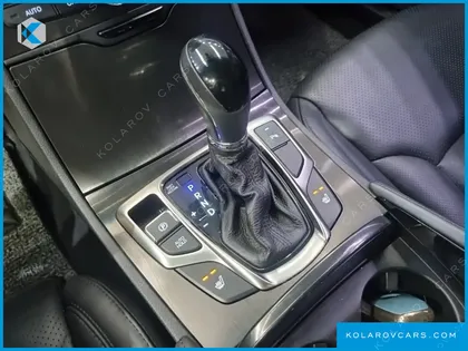 HYUNDAI GRANDEUR PREMIUM