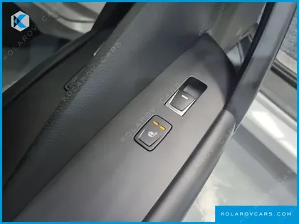 HYUNDAI GRANDEUR PREMIUM