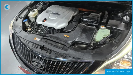 HYUNDAI GRANDEUR PREMIUM