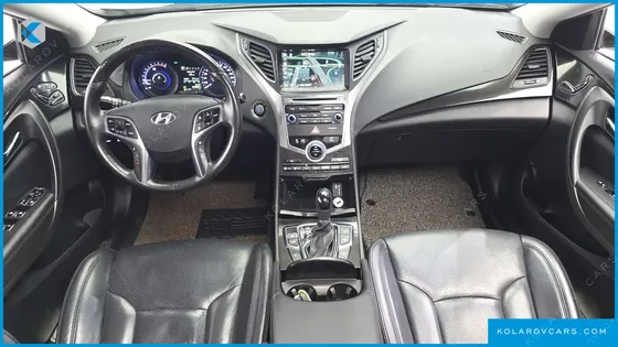 HYUNDAI GRANDEUR PREMIUM COLLECTION