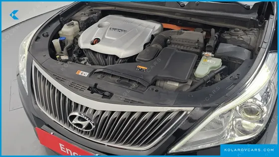 HYUNDAI GRANDEUR PREMIUM COLLECTION
