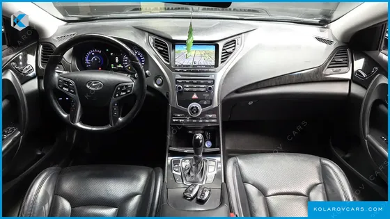 HYUNDAI GRANDEUR PREMIUM