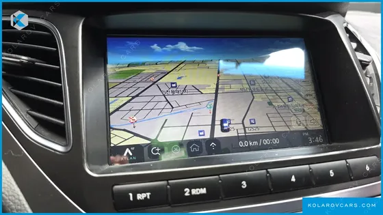 HYUNDAI GRANDEUR PREMIUM