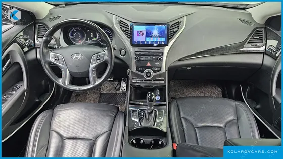 HYUNDAI GRANDEUR PREMIUM