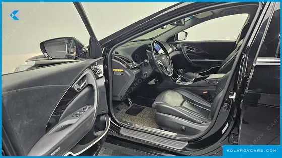 HYUNDAI GRANDEUR PREMIUM