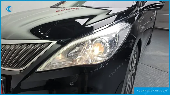 HYUNDAI GRANDEUR PREMIUM