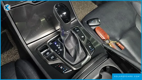 HYUNDAI GRANDEUR PREMIUM