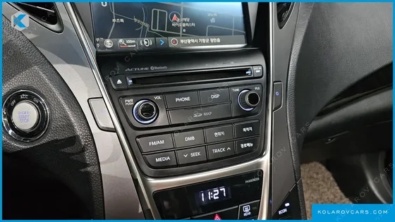 HYUNDAI GRANDEUR PREMIUM