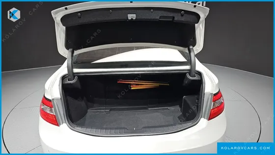 HYUNDAI GRANDEUR PREMIUM