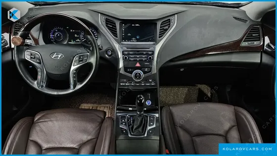 HYUNDAI GRANDEUR PREMIUM