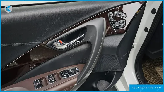 HYUNDAI GRANDEUR PREMIUM