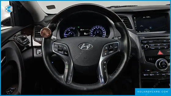 HYUNDAI GRANDEUR PREMIUM