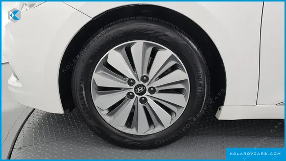HYUNDAI GRANDEUR PREMIUM