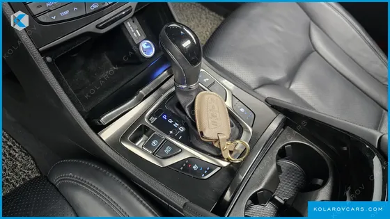 HYUNDAI GRANDEUR PREMIUM