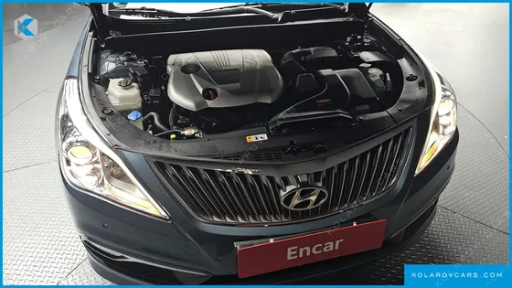 HYUNDAI GRANDEUR PREMIUM