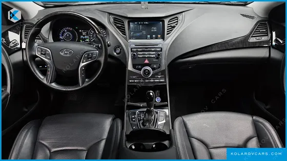 HYUNDAI GRANDEUR PREMIUM