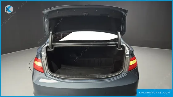 HYUNDAI GRANDEUR PREMIUM