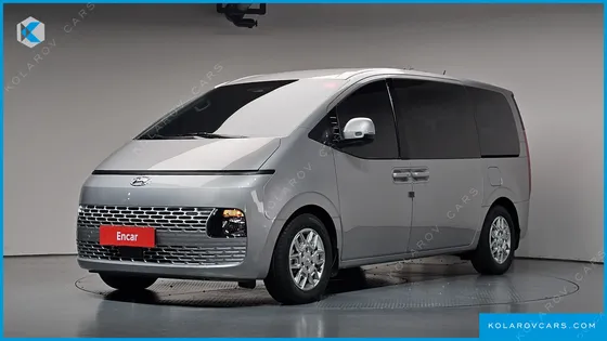 HYUNDAI STARIA 4WD TOURER 11-SEATER