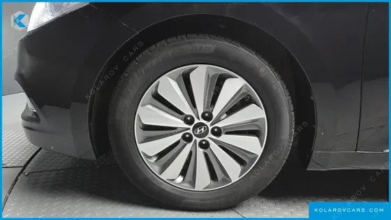 HYUNDAI GRANDEUR PREMIUM