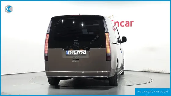 HYUNDAI STARIA HEV 1.6 LOUNGE 7-SEATER