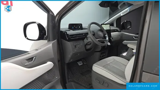 HYUNDAI STARIA HEV 1.6 LOUNGE 7-SEATER