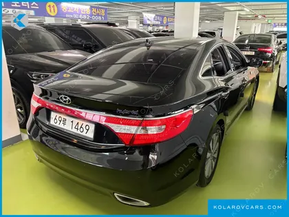 HYUNDAI GRANDEUR PREMIUM