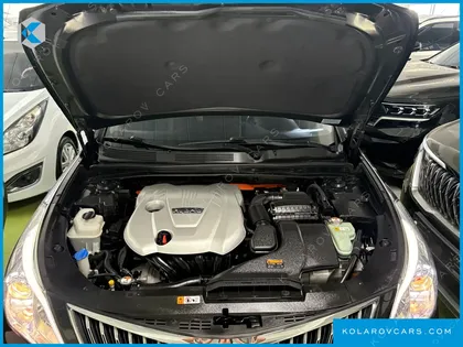 HYUNDAI GRANDEUR PREMIUM