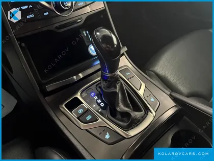 HYUNDAI GRANDEUR PREMIUM