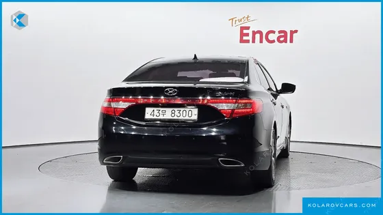 HYUNDAI GRANDEUR PREMIUM