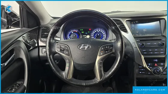HYUNDAI GRANDEUR PREMIUM