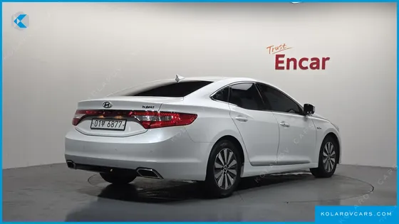 HYUNDAI GRANDEUR PREMIUM COLLECTION