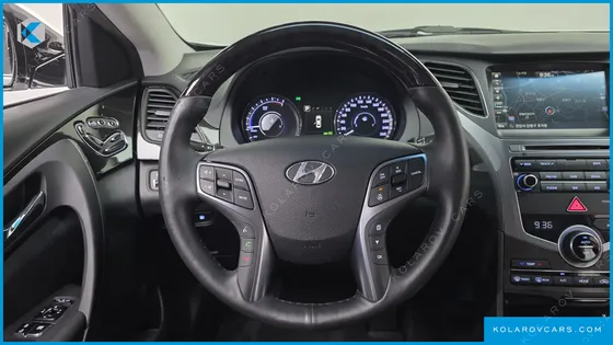 HYUNDAI GRANDEUR PREMIUM COLLECTION