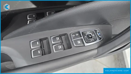 HYUNDAI GRANDEUR PREMIUM COLLECTION