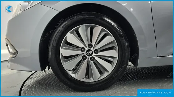 HYUNDAI GRANDEUR PREMIUM