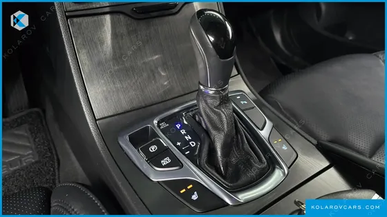 HYUNDAI GRANDEUR PREMIUM
